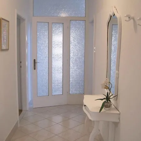 Апартаменты In - Riviera 7970 Задар